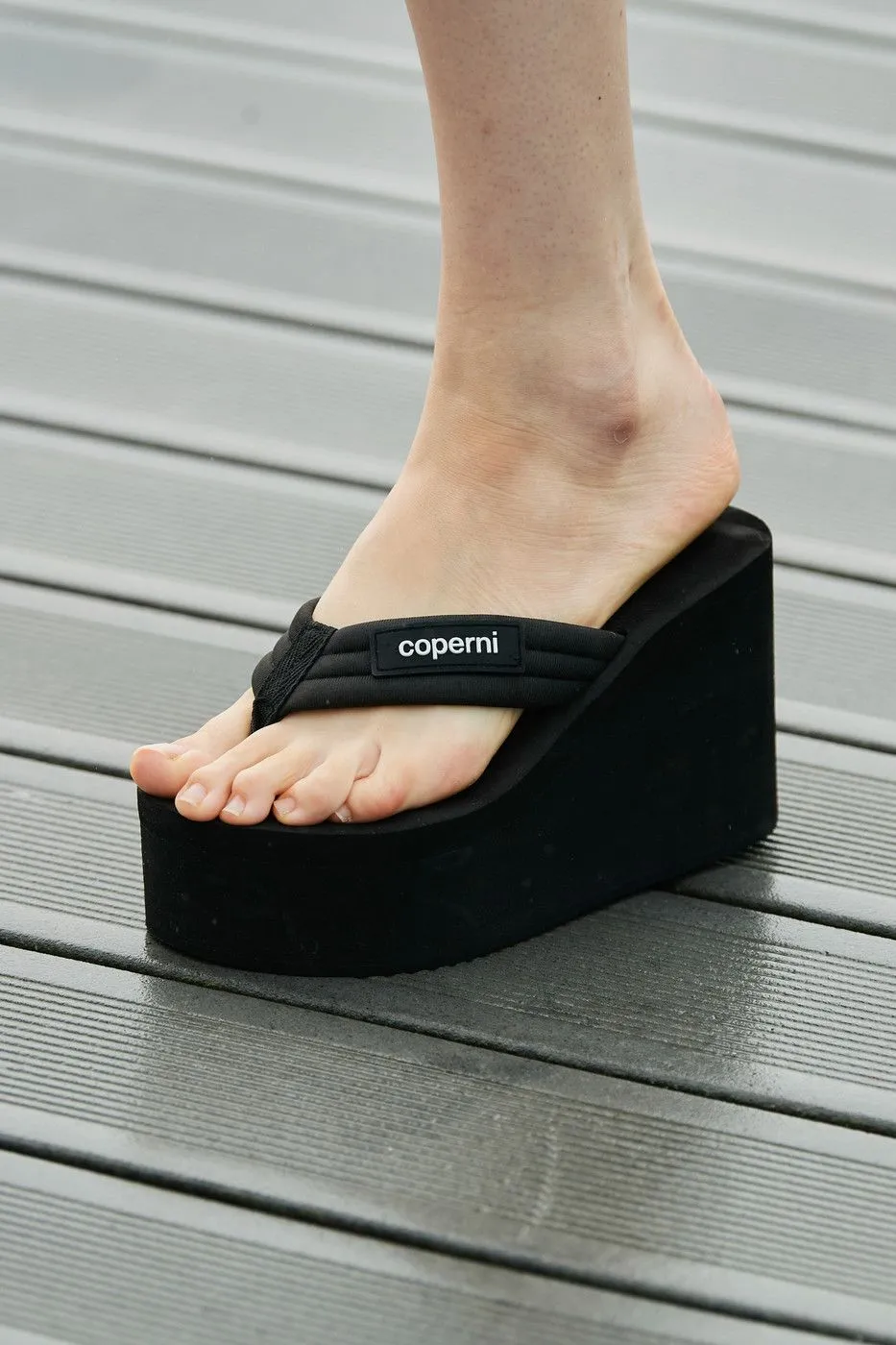 BRANDED WEDGE SANDAL