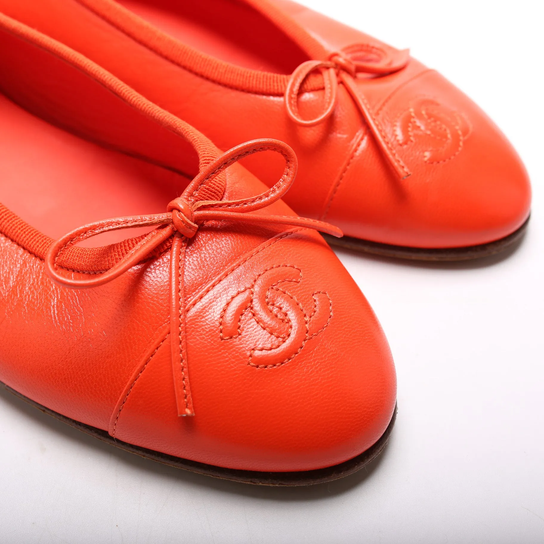 CC Cap Toe Flats Size 40