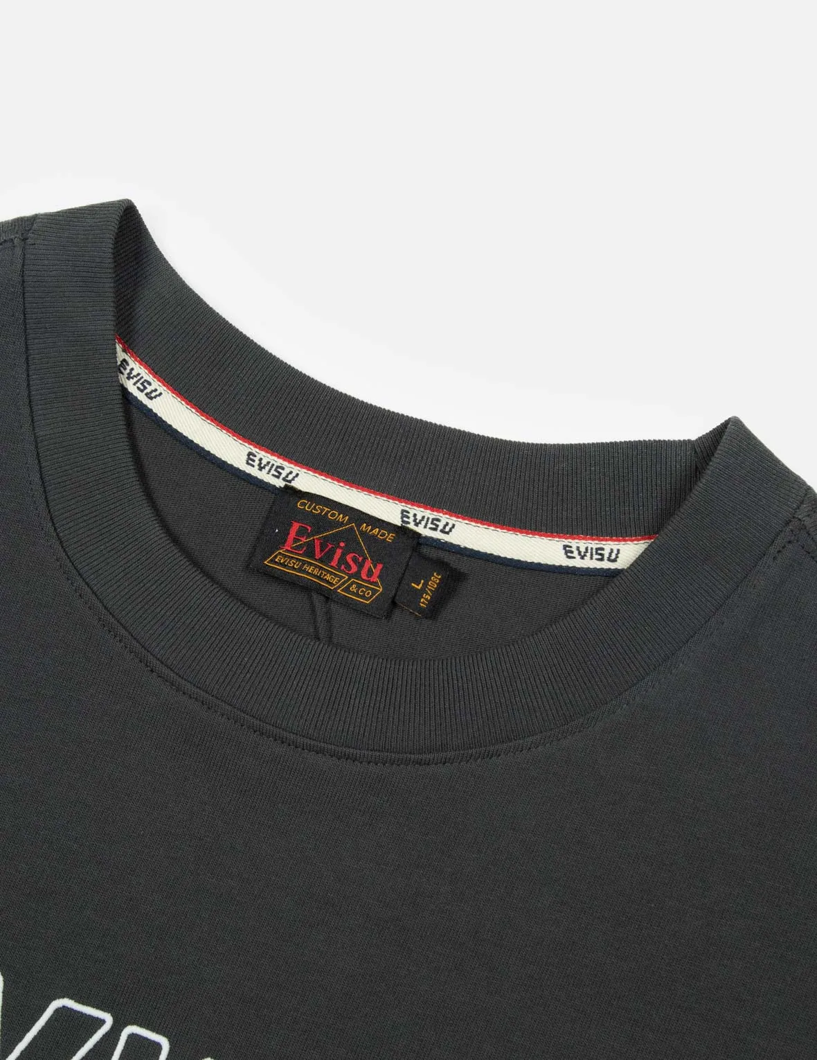 Logo Embroidery and "Soaring Seagull and Dancing Carp" Print Relax Fit T-shirt