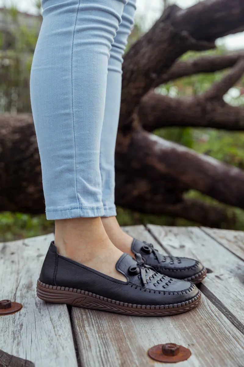 RUMOUR HAS IT| BRAIDED UPPER LEATHER LOAFER  - BLACK
