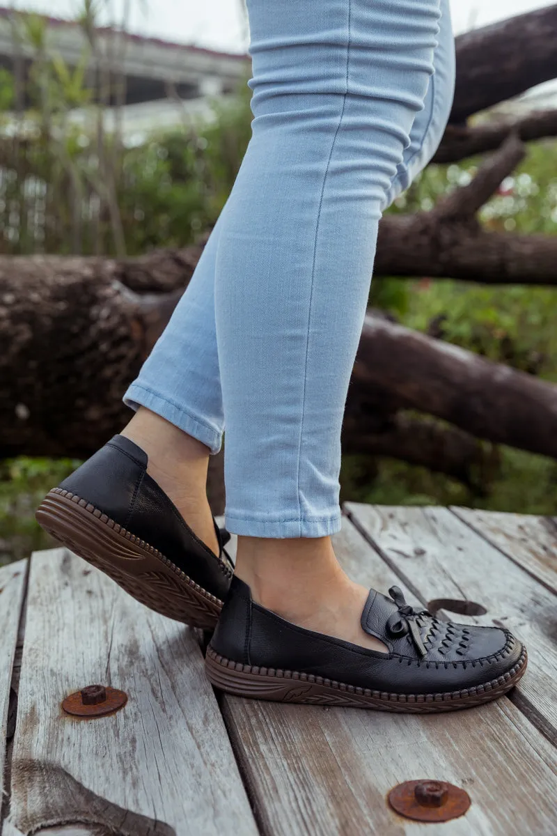 RUMOUR HAS IT| BRAIDED UPPER LEATHER LOAFER  - BLACK