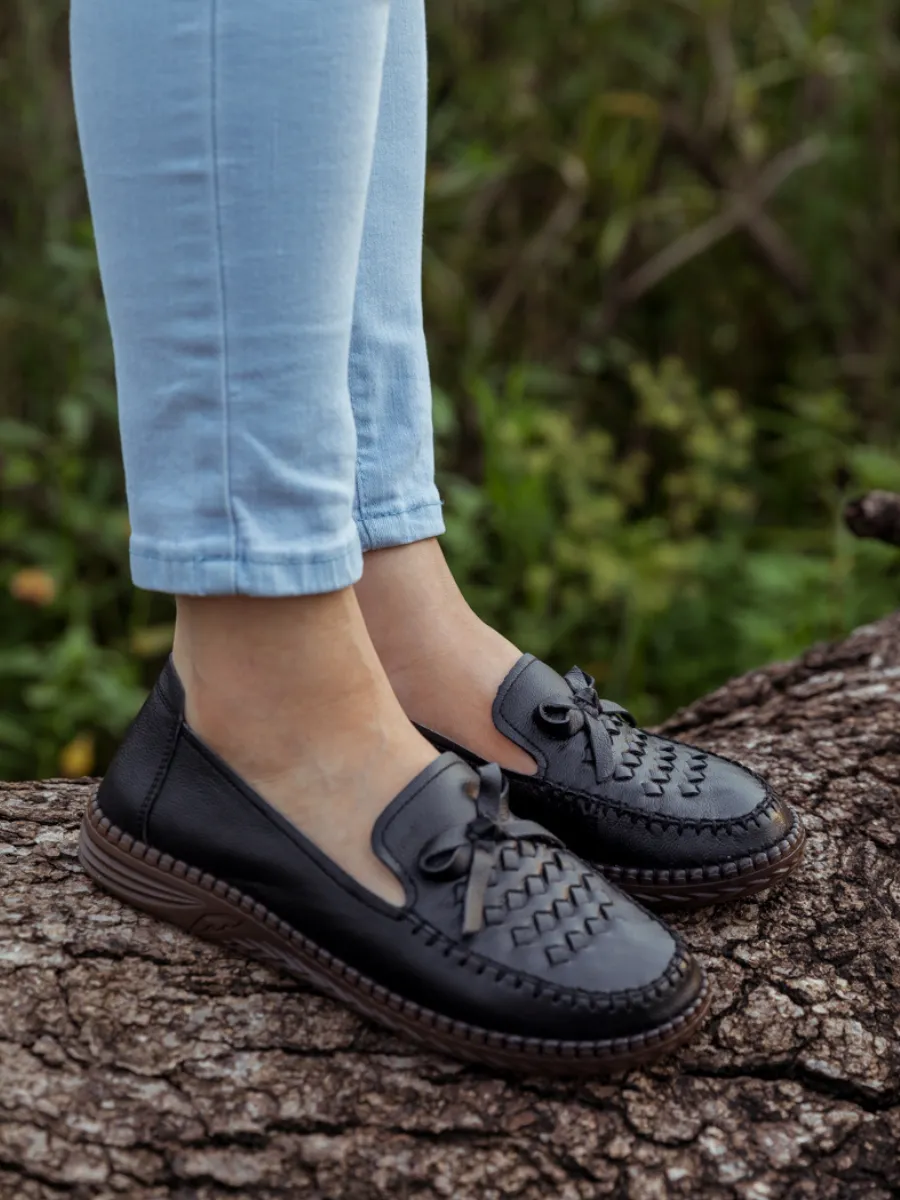 RUMOUR HAS IT| BRAIDED UPPER LEATHER LOAFER  - BLACK