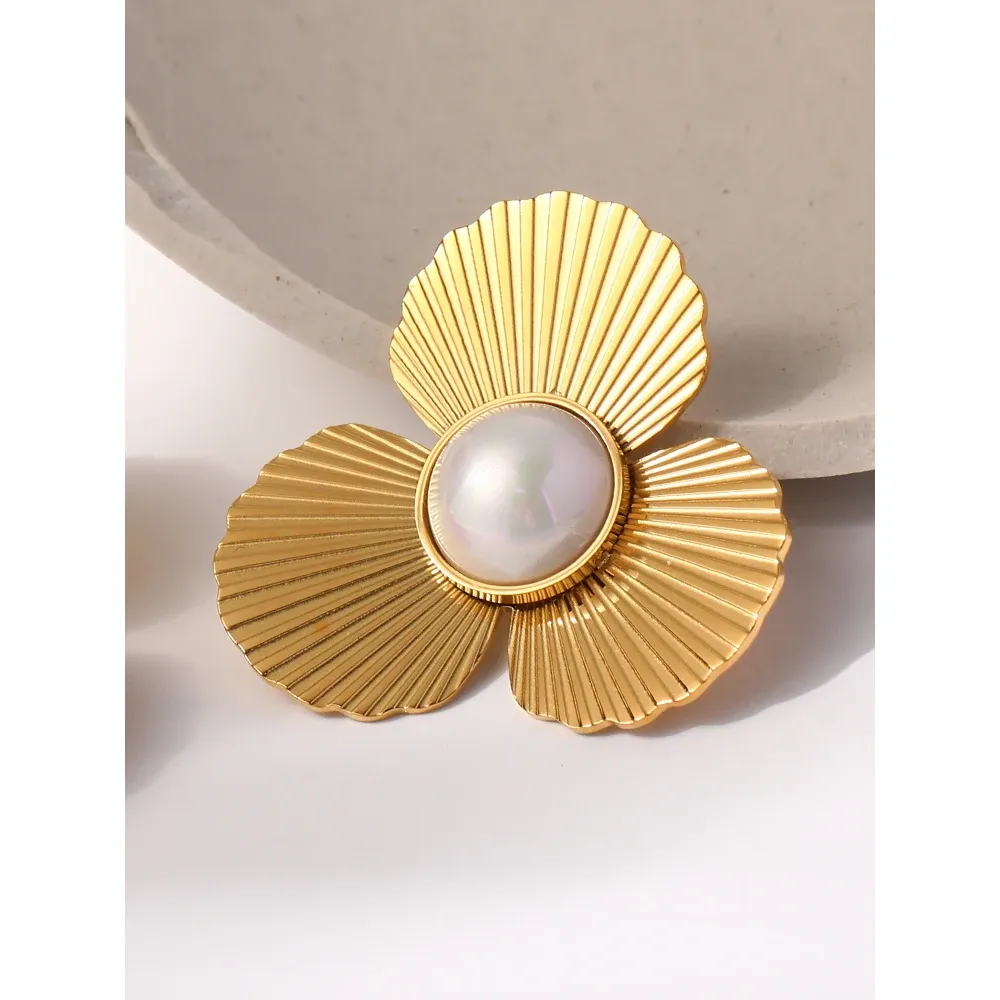 Three Petals of Daisy Earrings